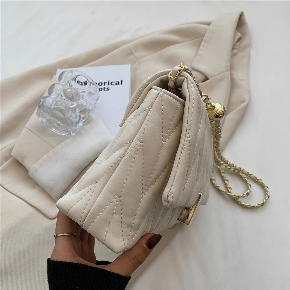 Chic Quilted Chain Crossbody Bag