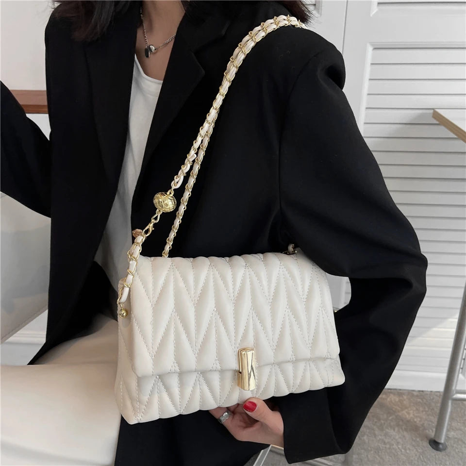 Chic Quilted Chain Crossbody Bag