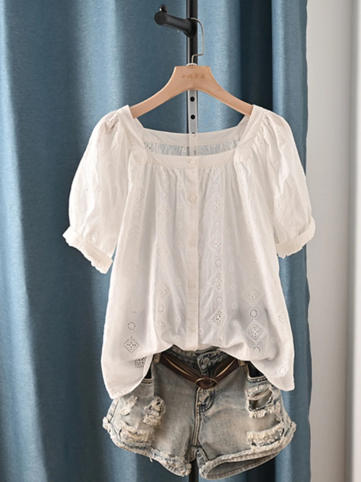 Summer Breeze Embroidered Blouse